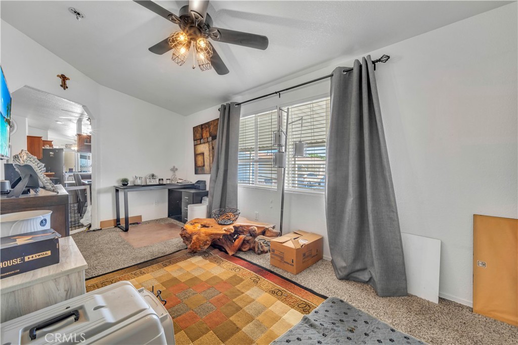 1550 20th Street W 76