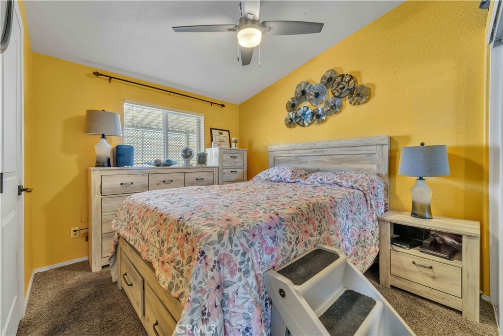 1550 20th Street W 76