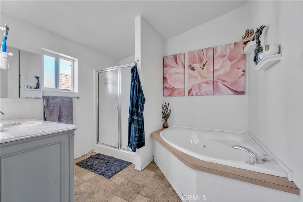 1550 20th Street W 76