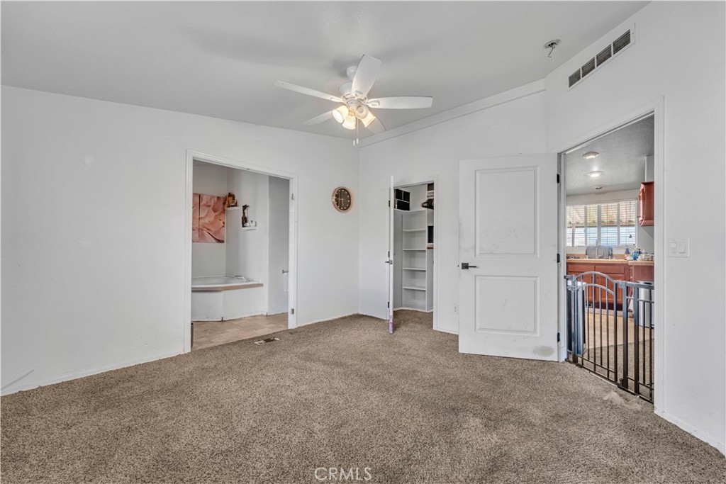 1550 20th Street W 76