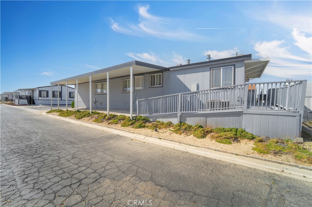 1550 20th Street W 76