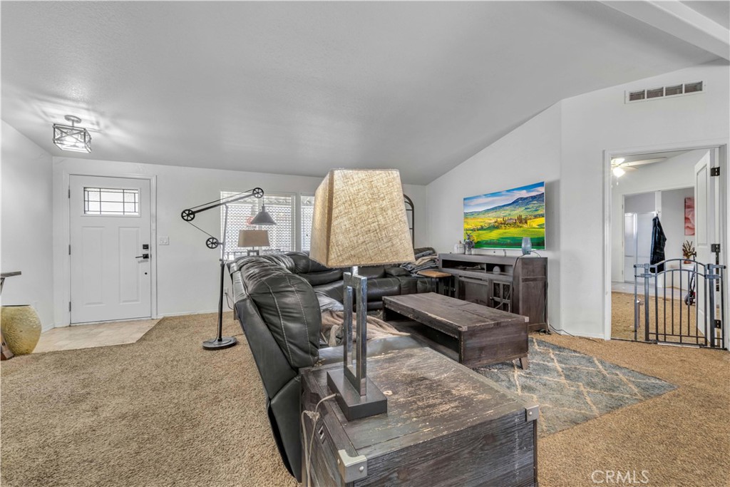 1550 20th Street W 76