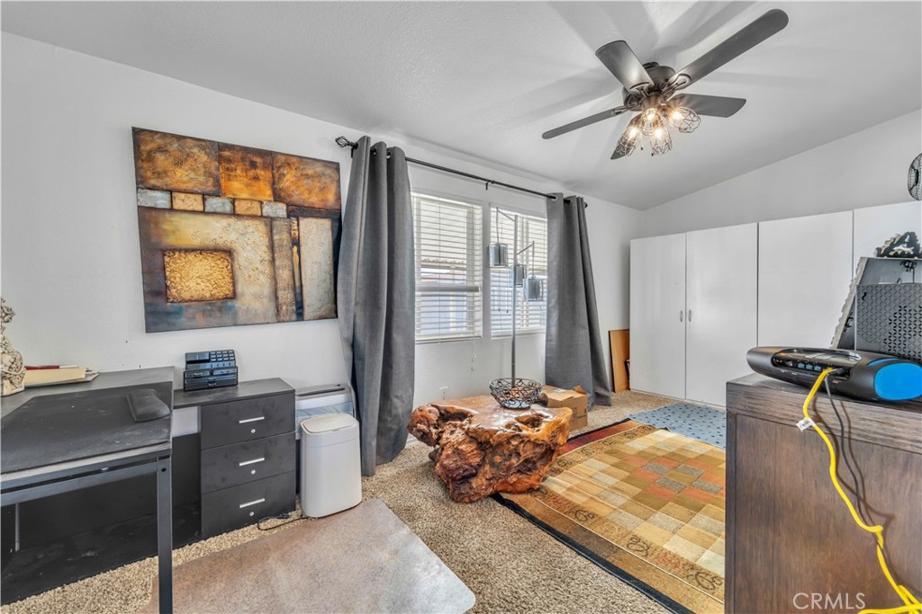 1550 20th Street W 76
