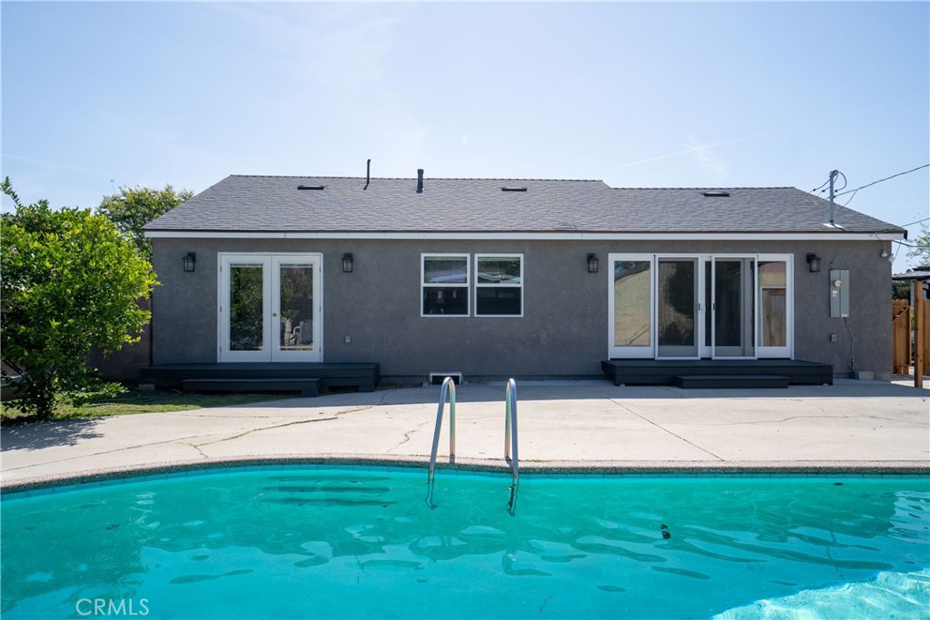 11205 Woolford Street