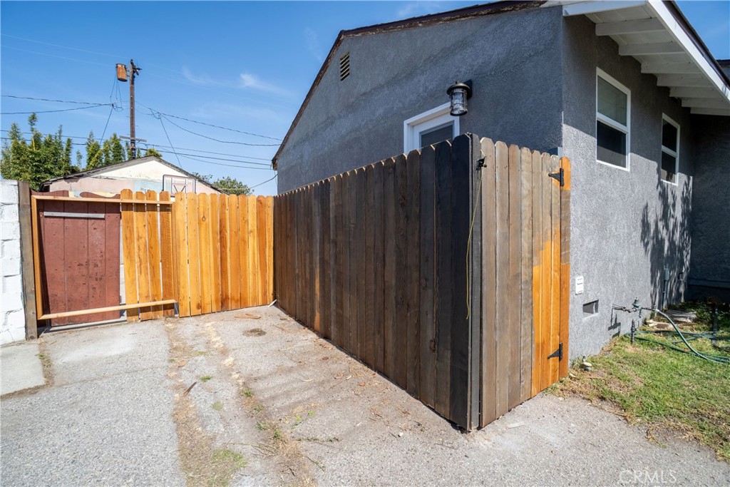 11205 Woolford Street