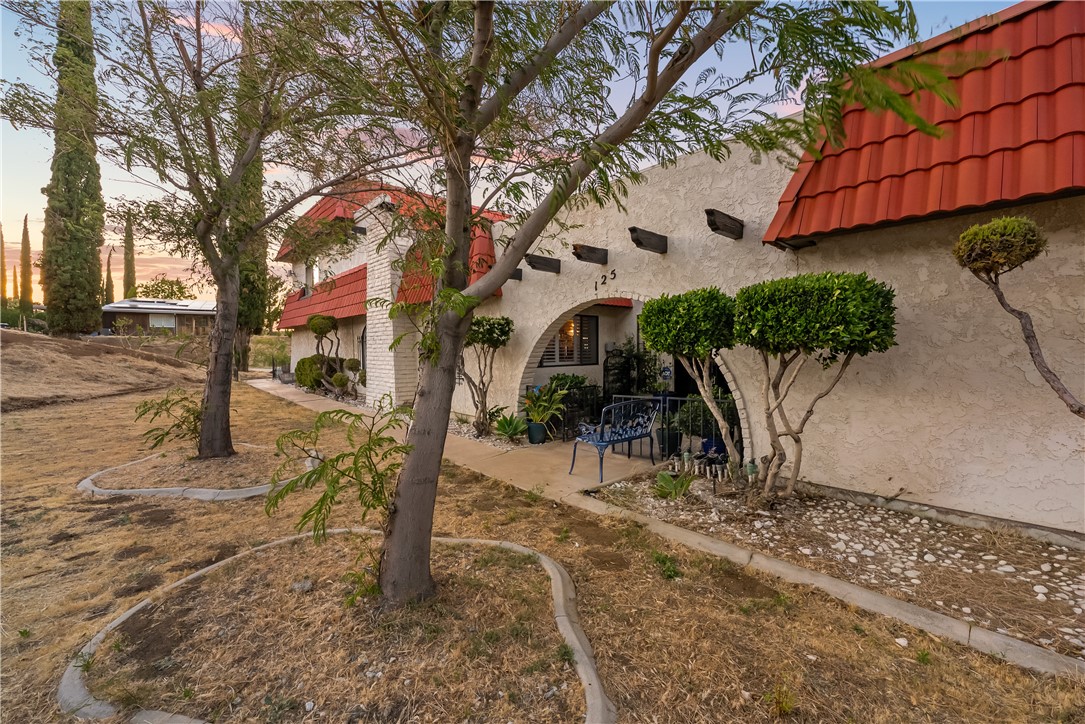 125 Lakeview Drive