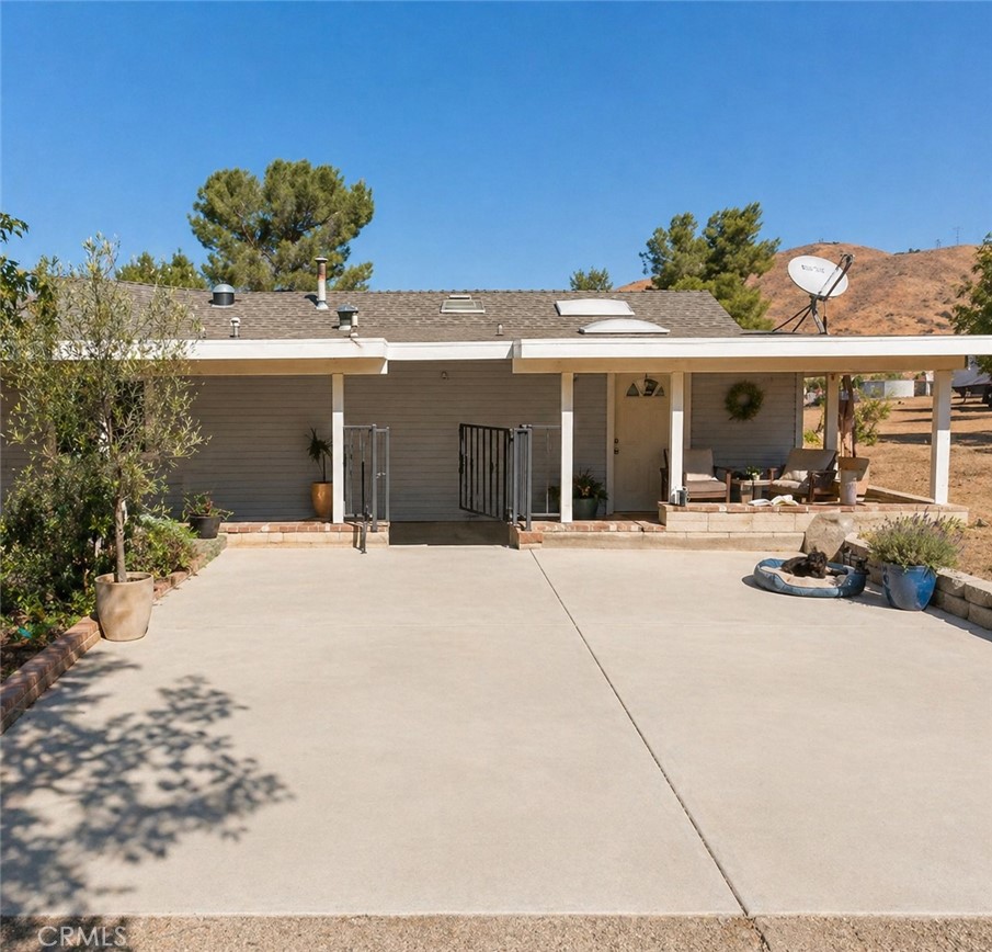 33438 Angeles Forest