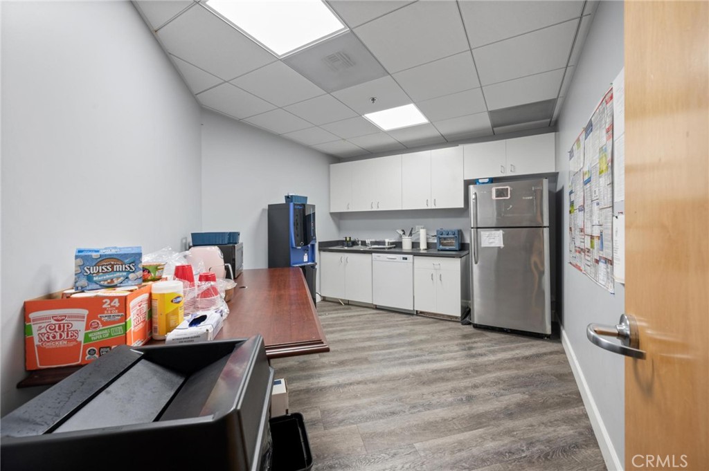 28212 Kelly Johnson Parkway 200