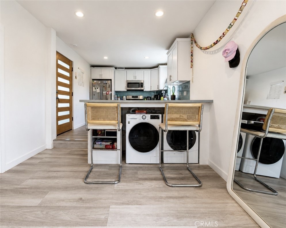 3422 Holyoke