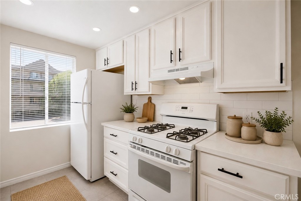 5055 Coldwater Canyon Avenue 105