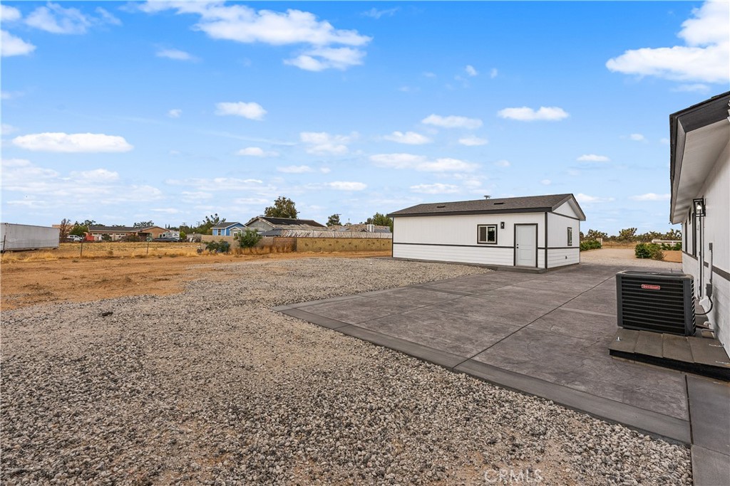 4009 W Avenue K-8