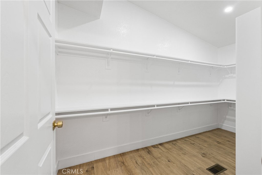 4009 W Avenue K-8