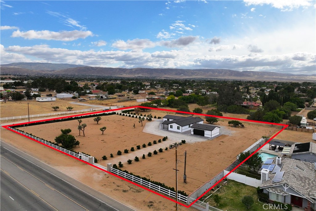 4009 W Avenue K-8