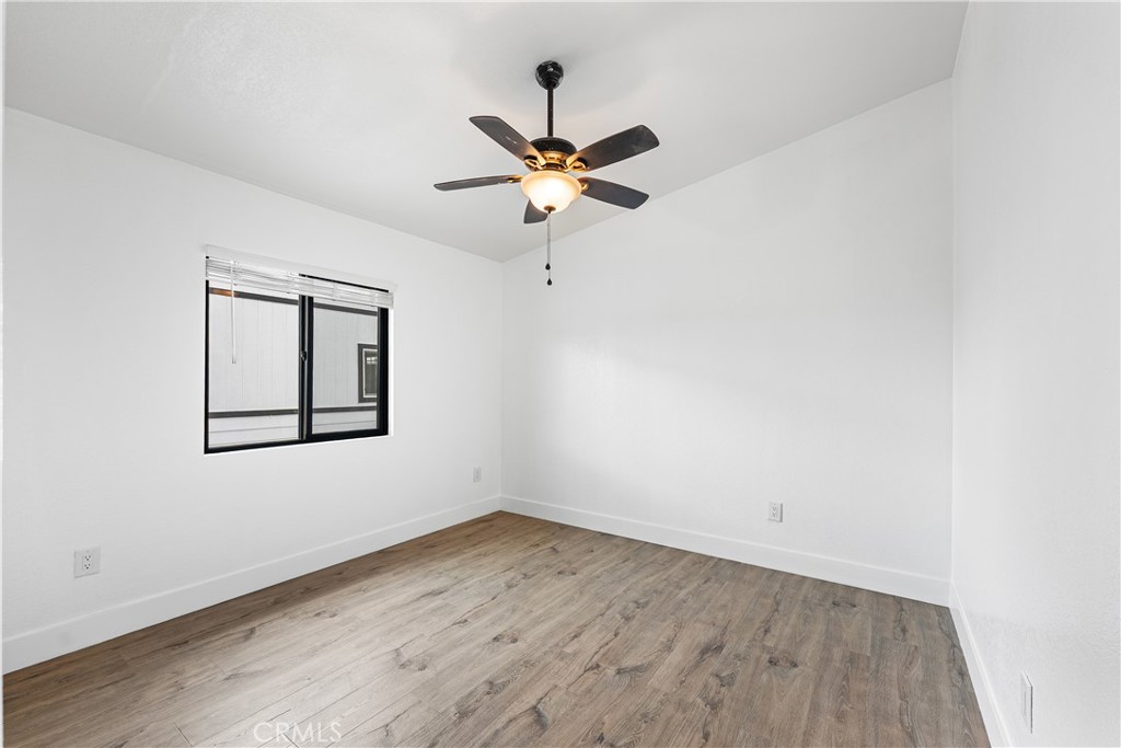 4009 W Avenue K-8