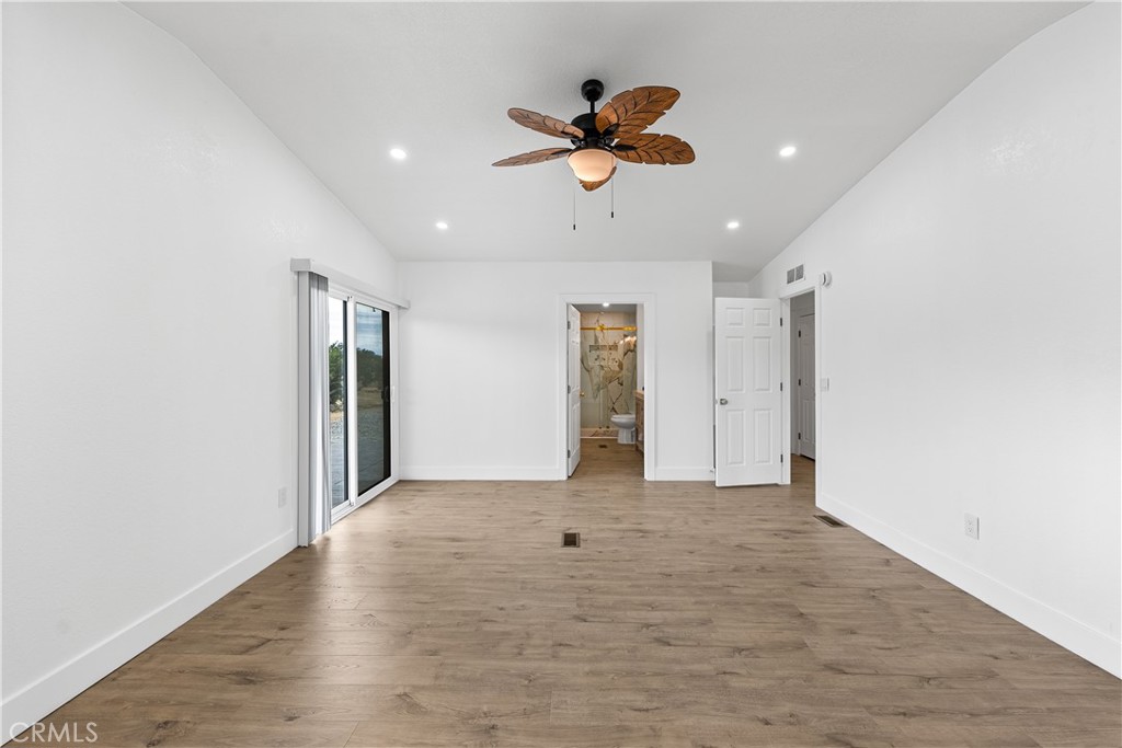 4009 W Avenue K-8