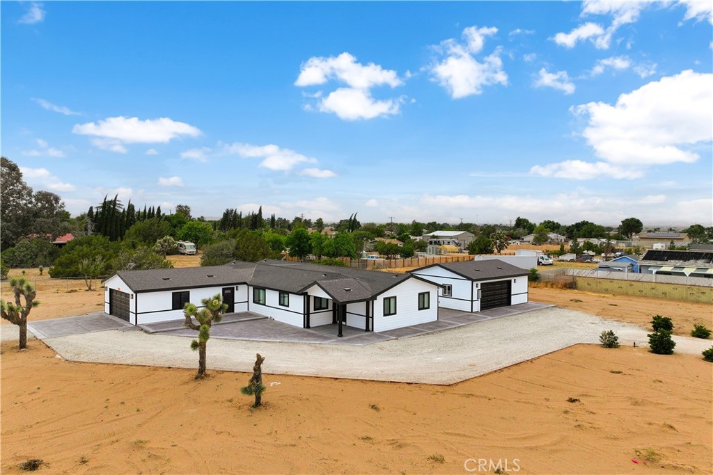 4009 W Avenue K-8