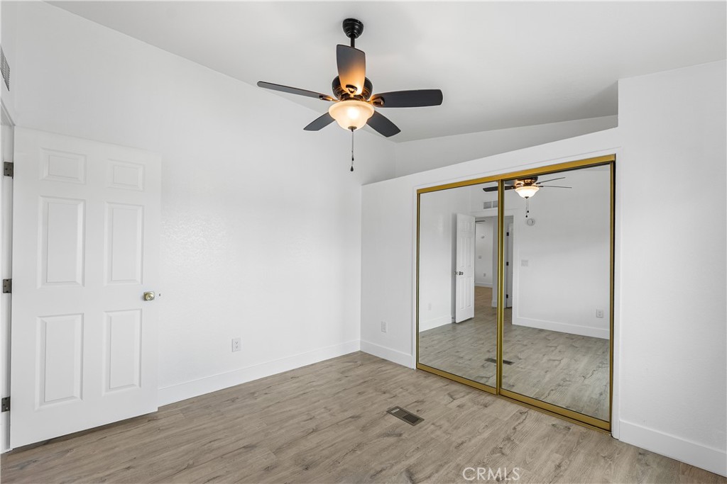 4009 W Avenue K-8