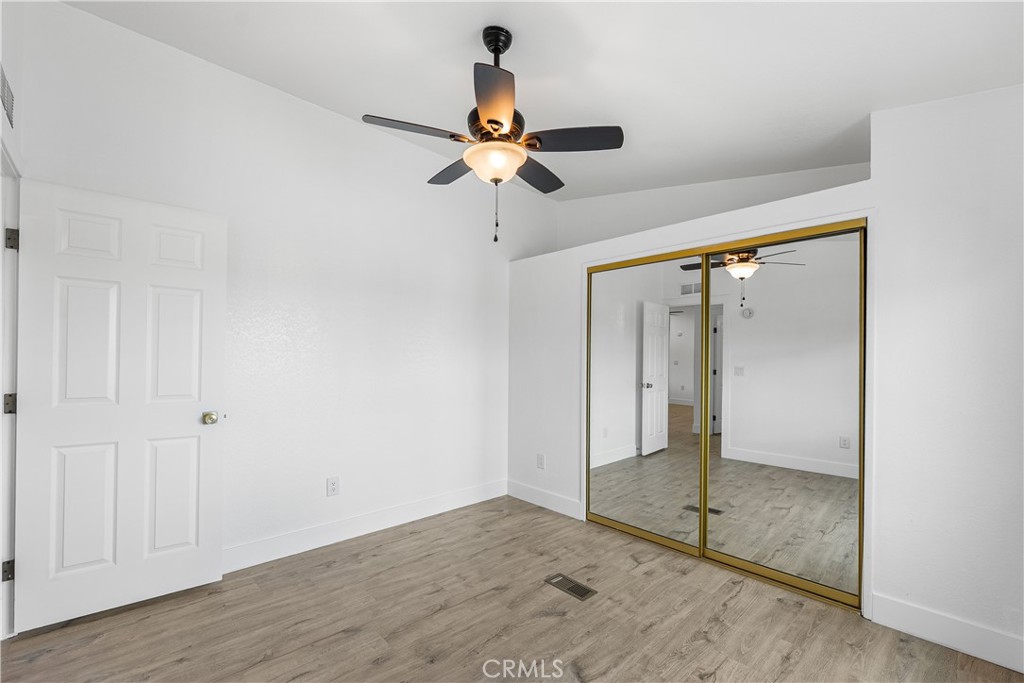 4009 W Avenue K-8
