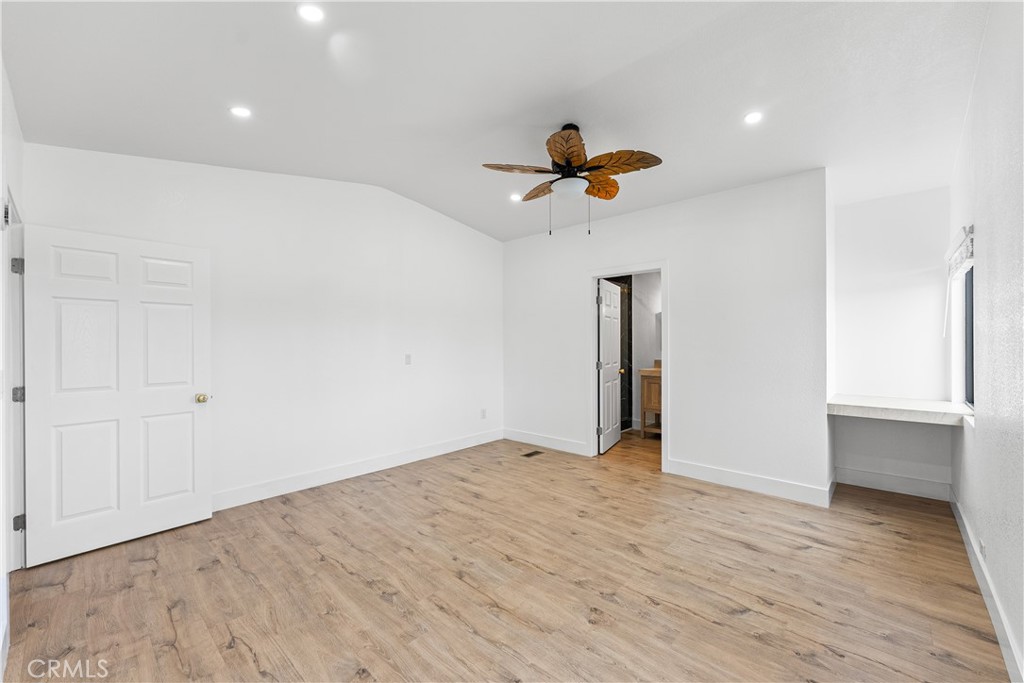 4009 W Avenue K-8