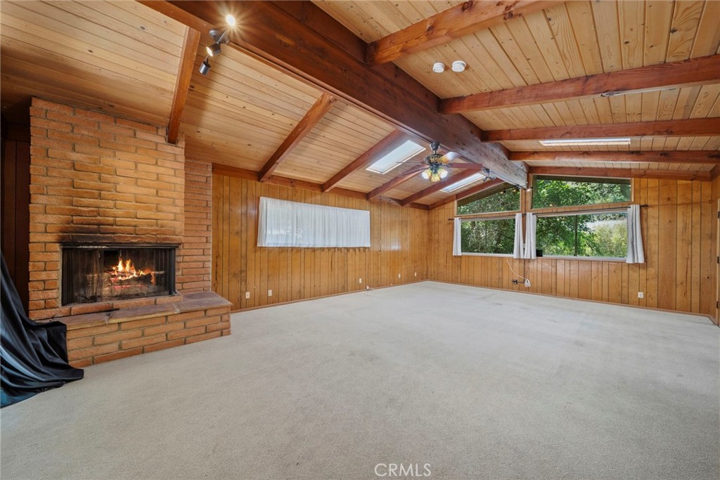 2900 Mandeville Canyon