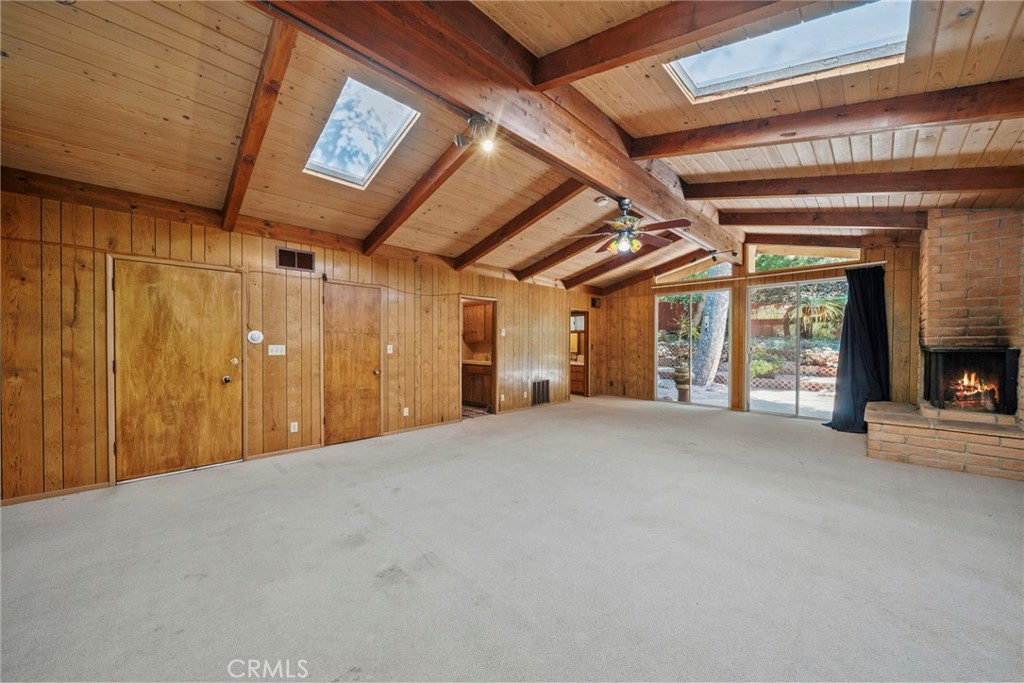 2900 Mandeville Canyon