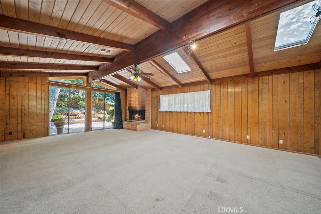 2900 Mandeville Canyon