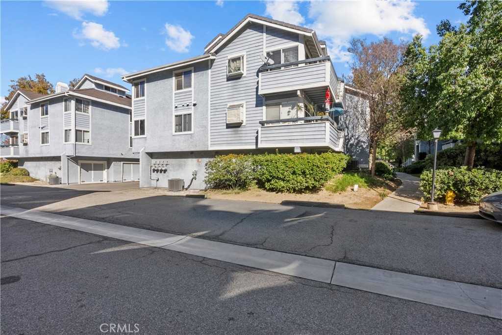 26926 Flo Lane 419