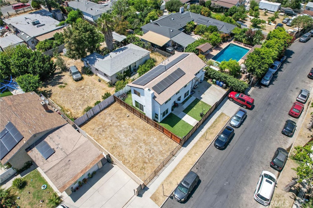 7723 Simpson Avenue