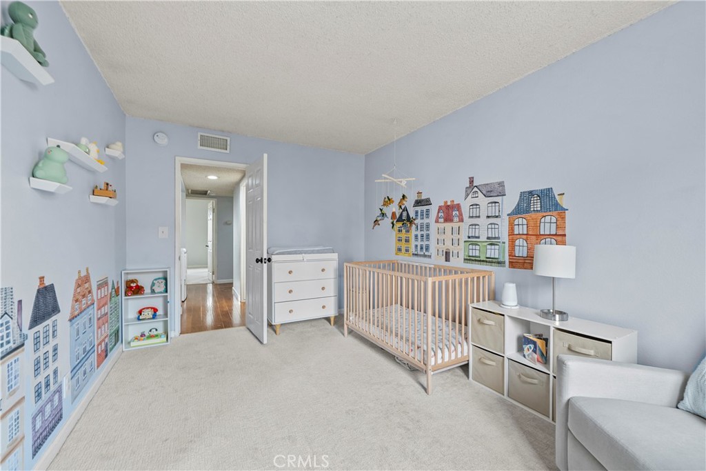 14435 Plummer 23