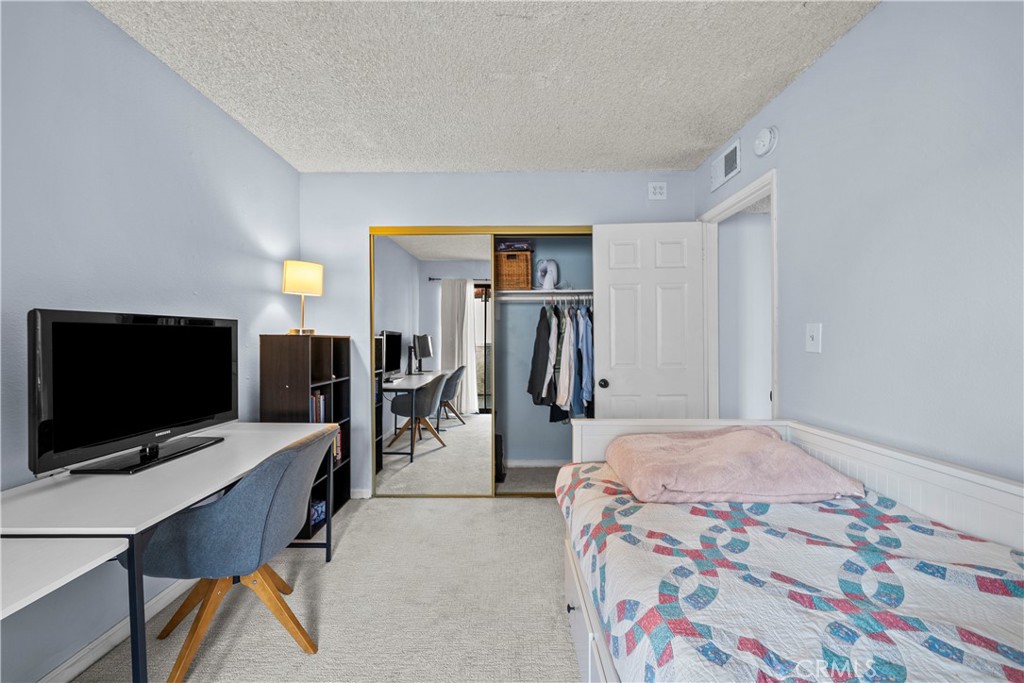 14435 Plummer 23