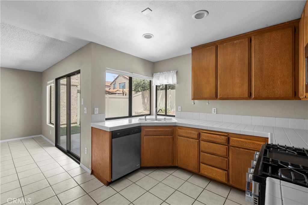 2224 Oak Haven