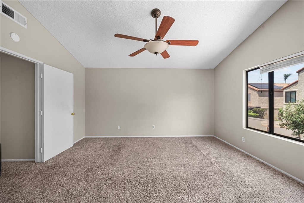 2224 Oak Haven