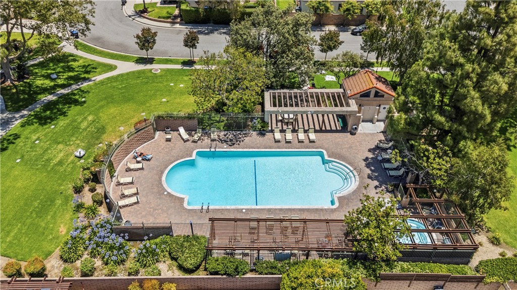 2224 Oak Haven