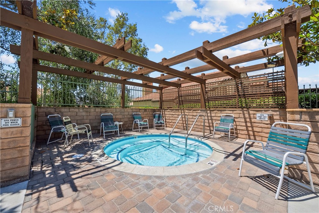 2224 Oak Haven
