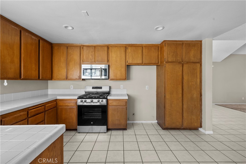 2224 Oak Haven