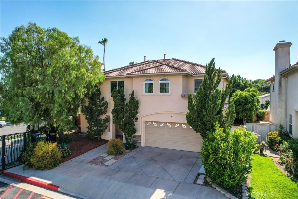 8501 Browns Creek Ln