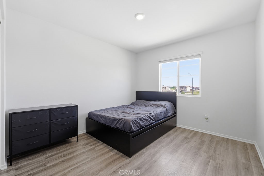 4384 W Avenue J-5