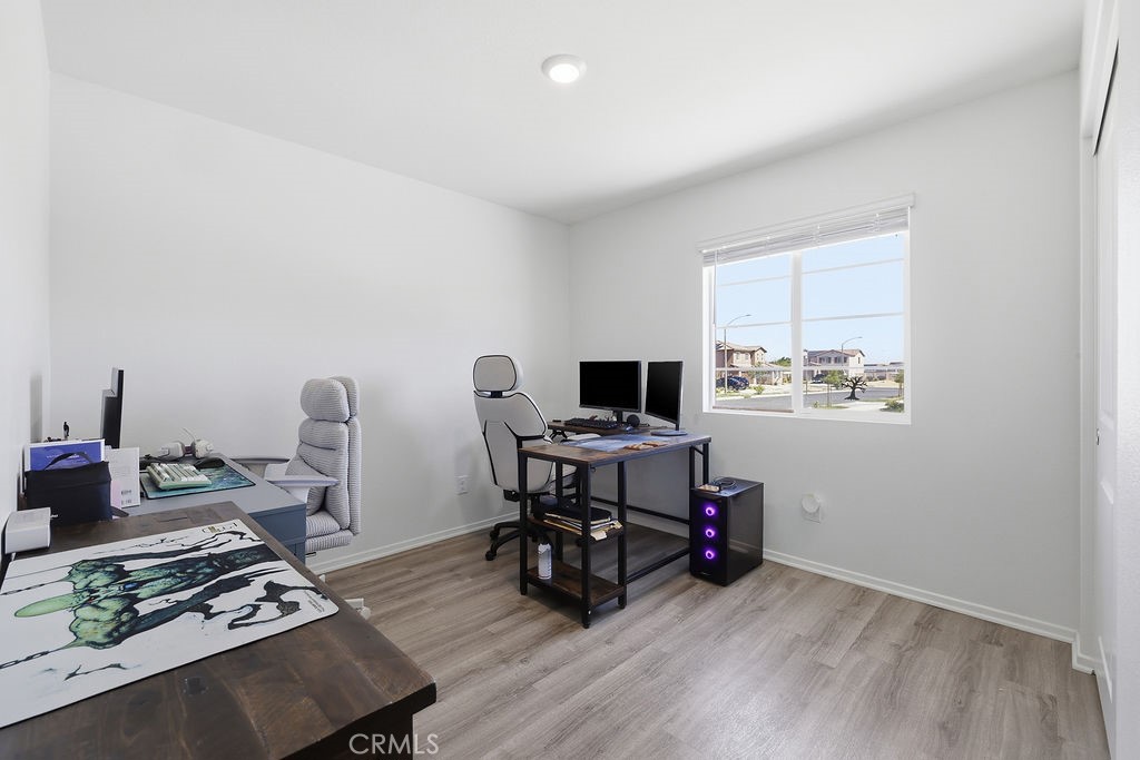 4384 W Avenue J-5