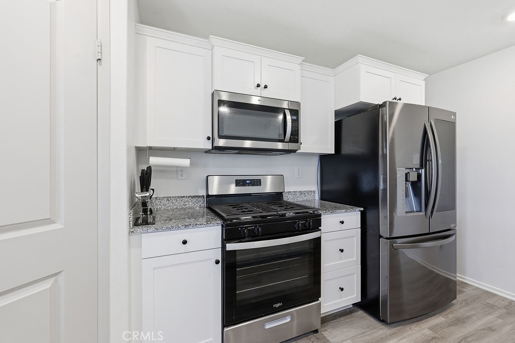 4384 W Avenue J-5