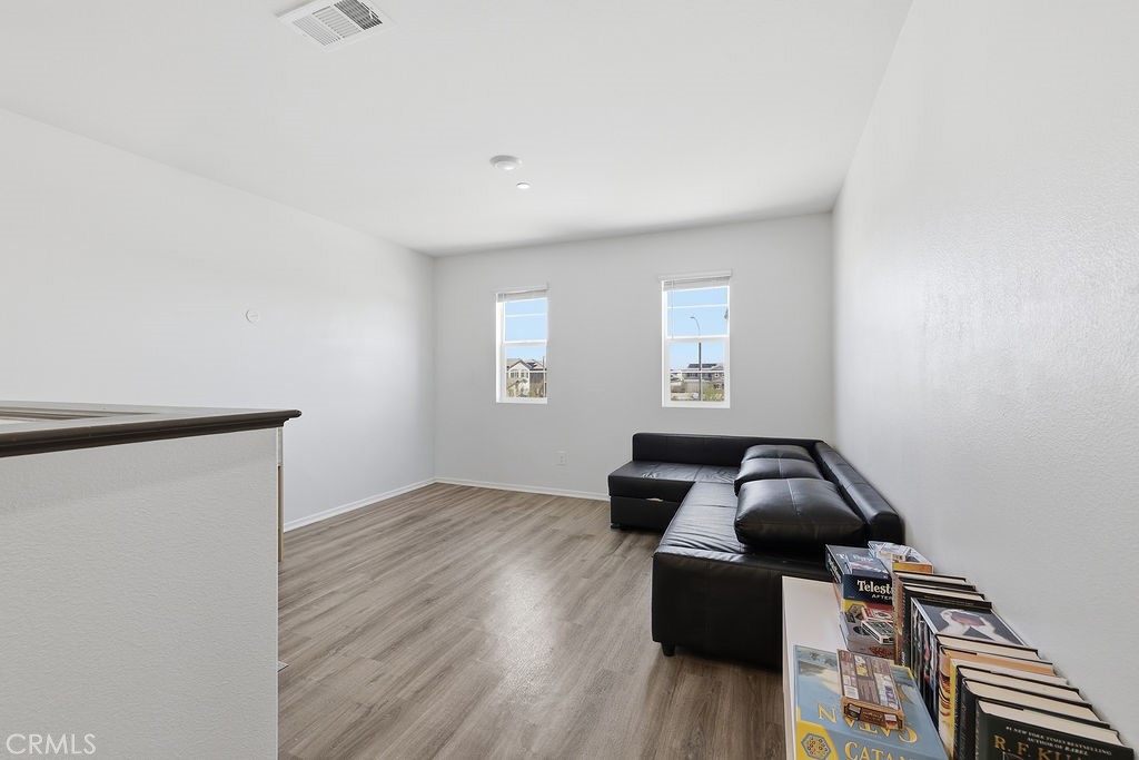 4384 W Avenue J-5