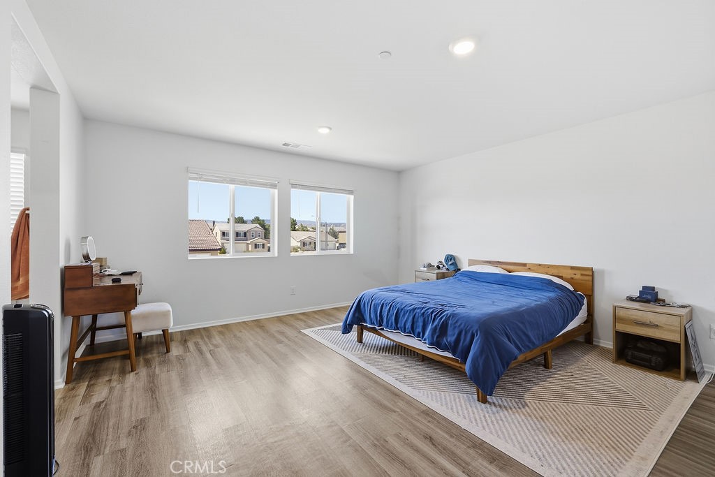 4384 W Avenue J-5