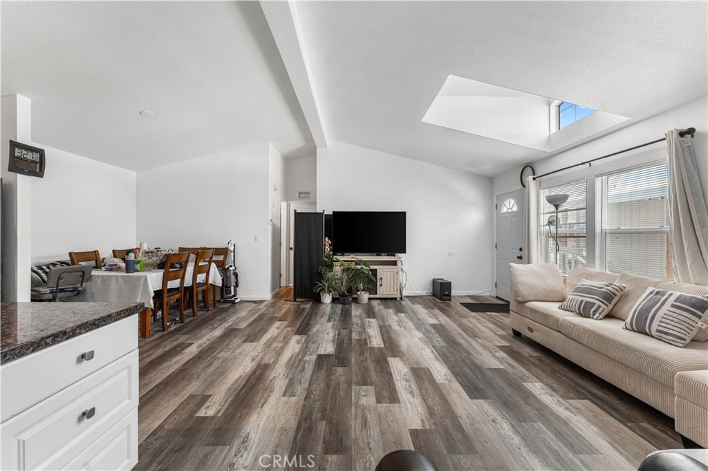 5711 Columbia Way 127