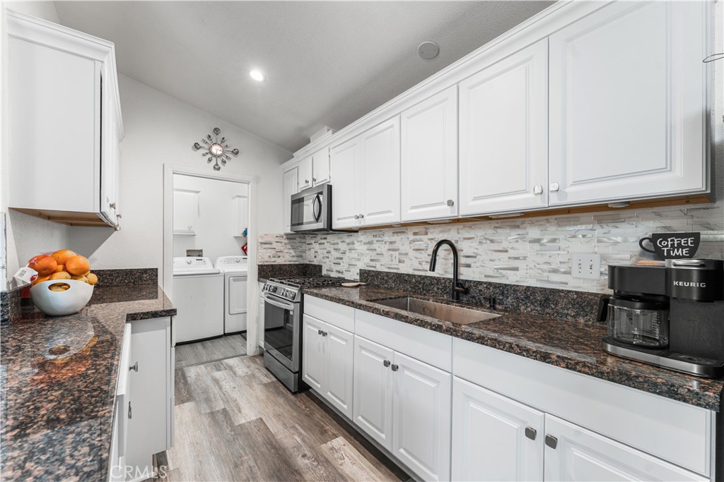 5711 Columbia Way 127