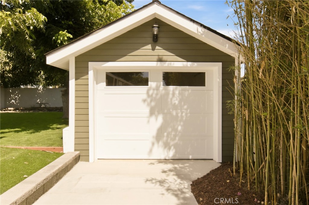 5136 Rockland
