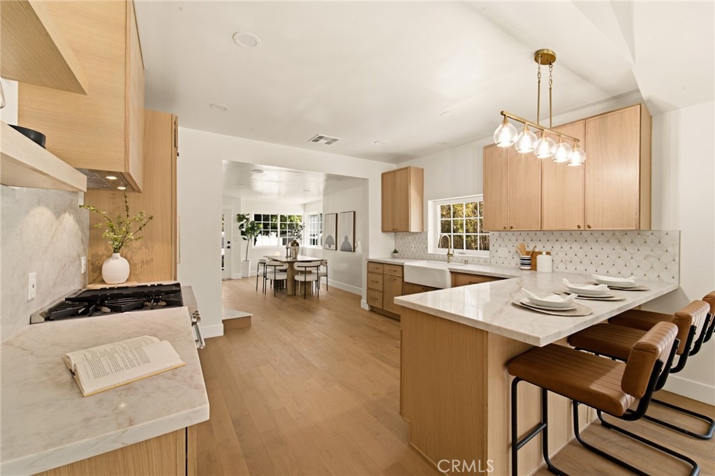 5136 Rockland