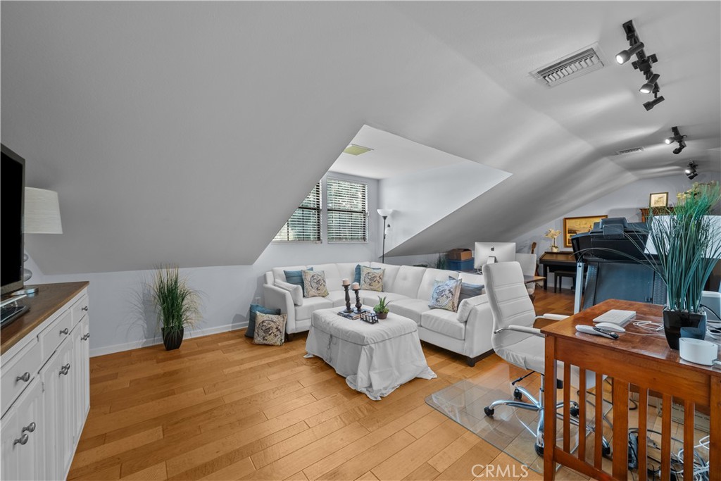 4721 W Avenue M14