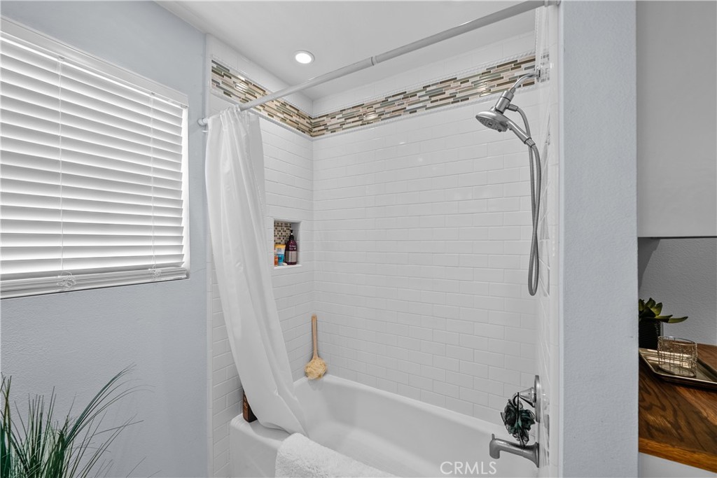4721 W Avenue M14