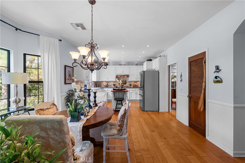 4721 W Avenue M14