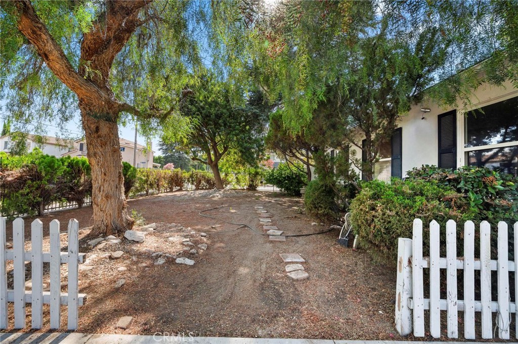 20957 Community Street