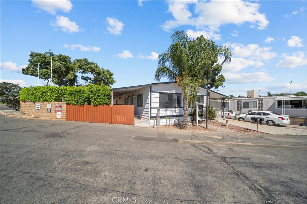 18540 Soledad Canyon Road 53